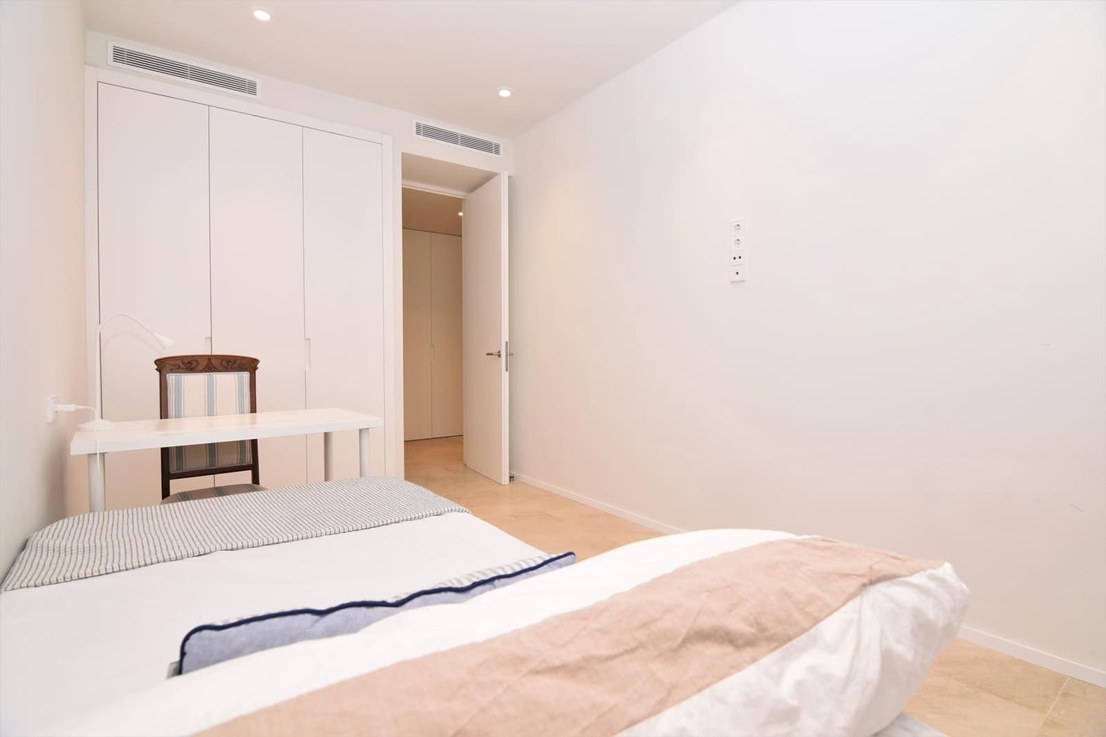 3 slaapkamer Appartement te huur in Colonia de Sant Pere / Colonia de San Pedro met garage - € 2.000 (Ref: 6298316)