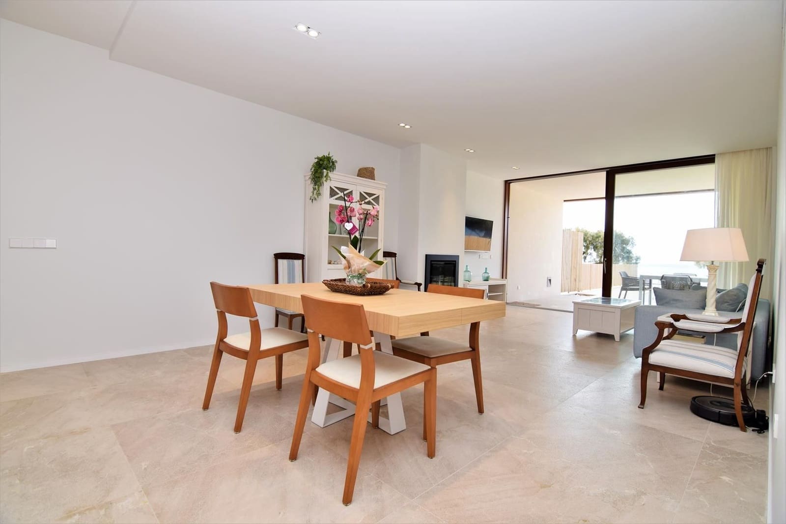 3 slaapkamer Appartement te huur in Colonia de Sant Pere / Colonia de San Pedro met garage - € 2.000 (Ref: 6298316)