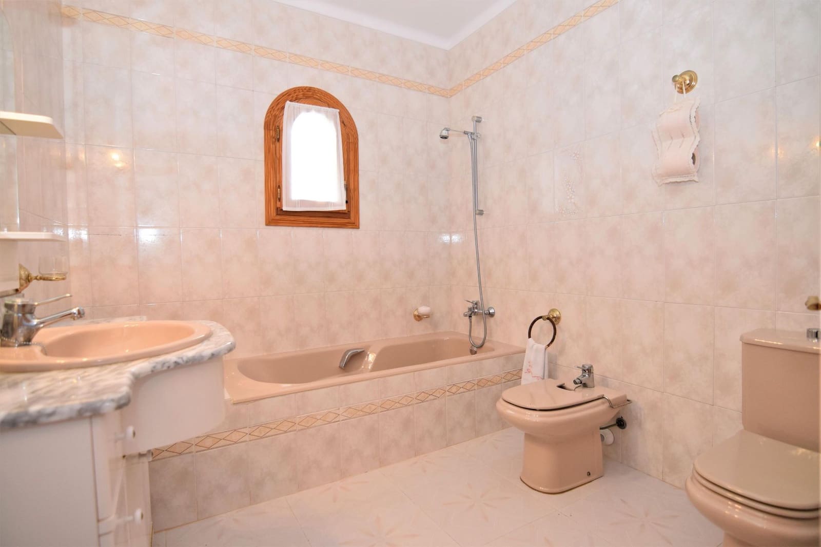 3 bedroom Villa for rent in Colonia de Sant Pere / Colonia de San Pedro with pool garage - € 2,800 (Ref: 6528754)