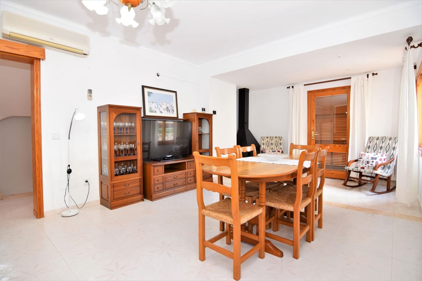 3 bedroom Villa for rent in Colonia de Sant Pere / Colonia de San Pedro with pool garage - € 2,800 (Ref: 6528754)