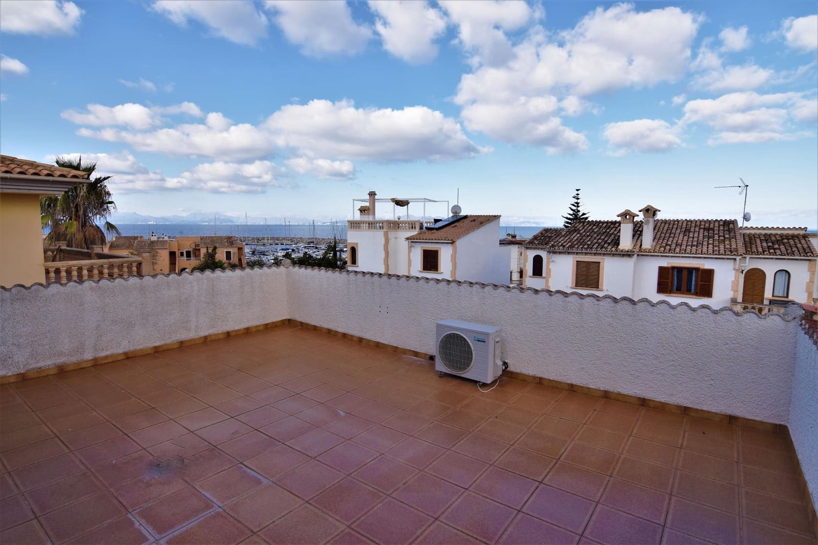 3 bedroom Villa for rent in Colonia de Sant Pere / Colonia de San Pedro with pool garage - € 2,800 (Ref: 6528754)