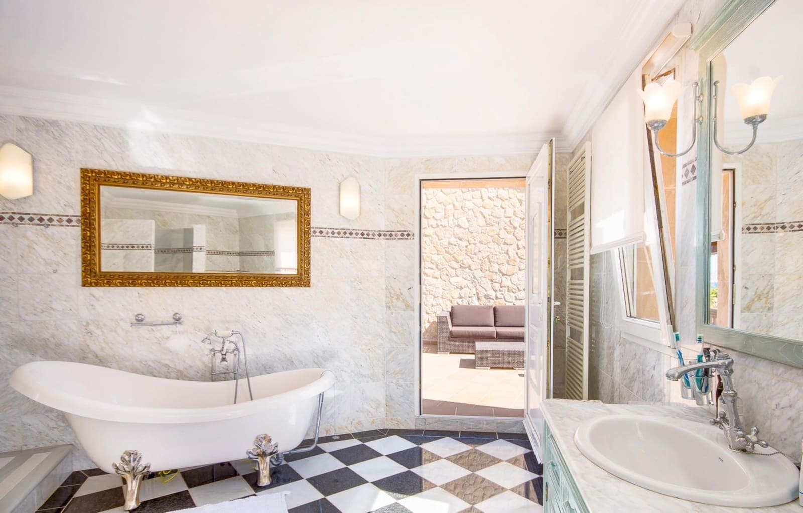 6 quarto Moradia para venda em Colonia de Sant Pere / Colonia de San Pedro com piscina garagem - 4 700 000 € (Ref: 7574349)