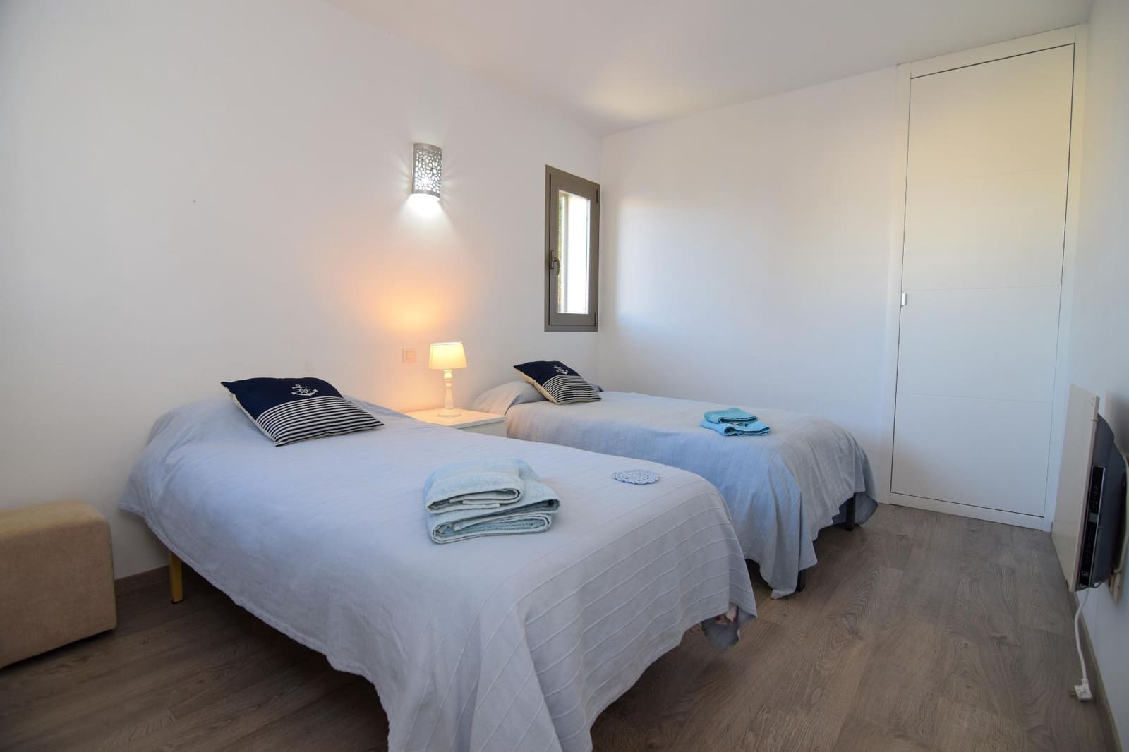 4 bedroom Semi-detached Villa for rent in Son Serra de Marina with garage - € 2,200 (Ref: 7957189)