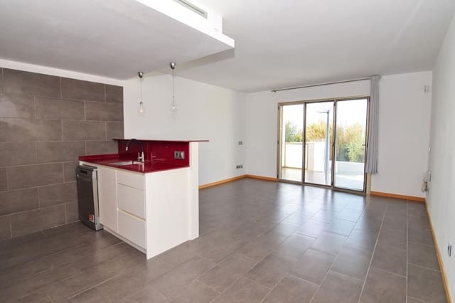3 slaapkamer Halfvrijstaande villa te huur in Colonia de Sant Pere / Colonia de San Pedro, Artà met garage - € 1.800 (Ref: 8493374)