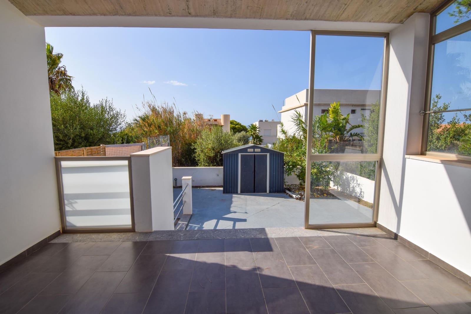 3 slaapkamer Halfvrijstaande villa te huur in Colonia de Sant Pere / Colonia de San Pedro met garage - € 1.800 (Ref: 8493374)