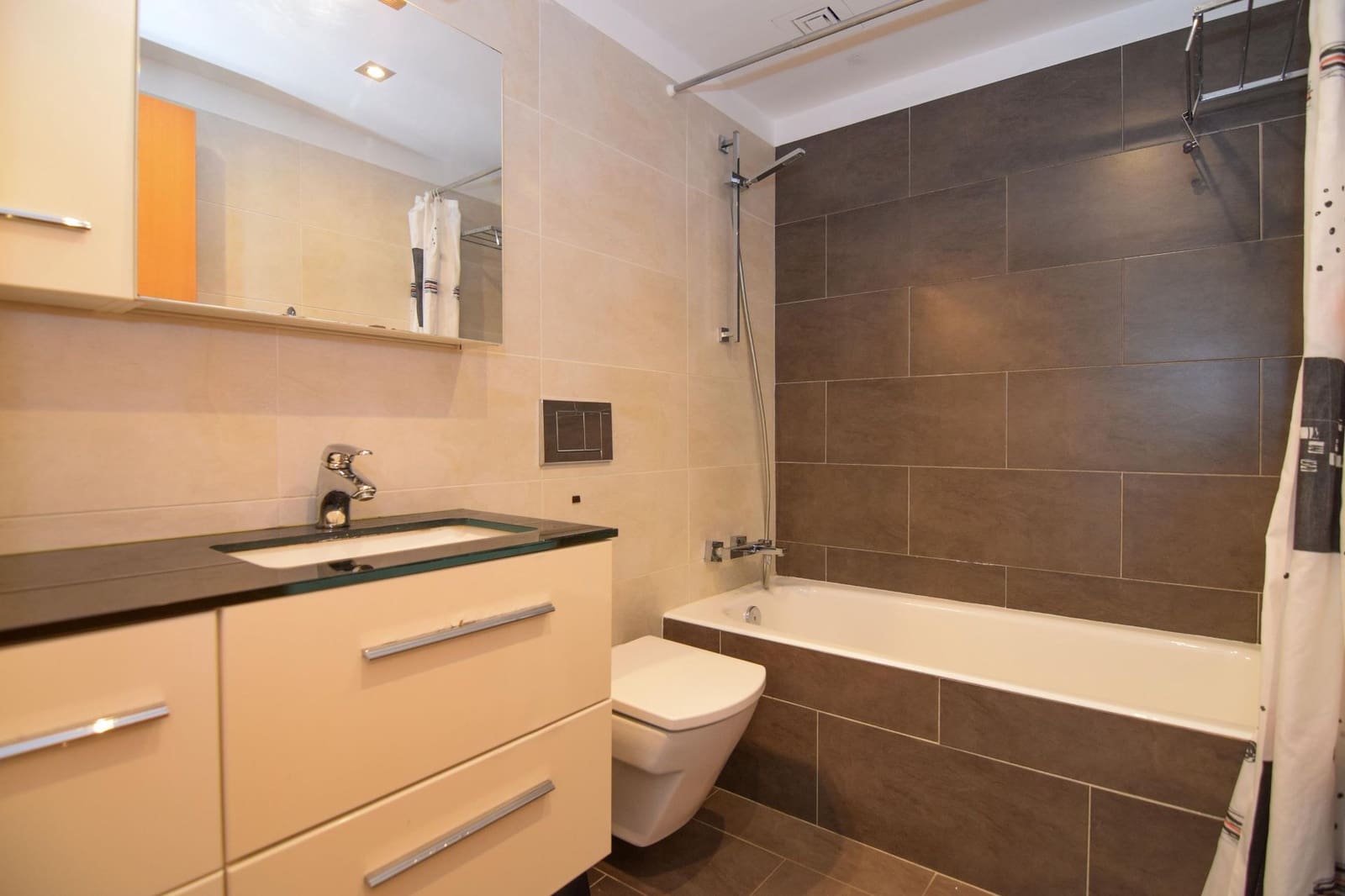 3 slaapkamer Halfvrijstaande villa te huur in Colonia de Sant Pere / Colonia de San Pedro met garage - € 1.800 (Ref: 8493374)
