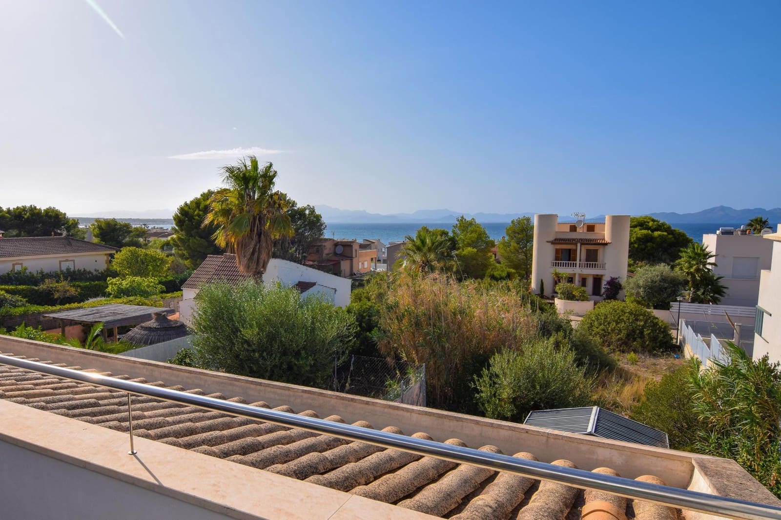 3 slaapkamer Halfvrijstaande villa te huur in Colonia de Sant Pere / Colonia de San Pedro met garage - € 1.800 (Ref: 8493374)