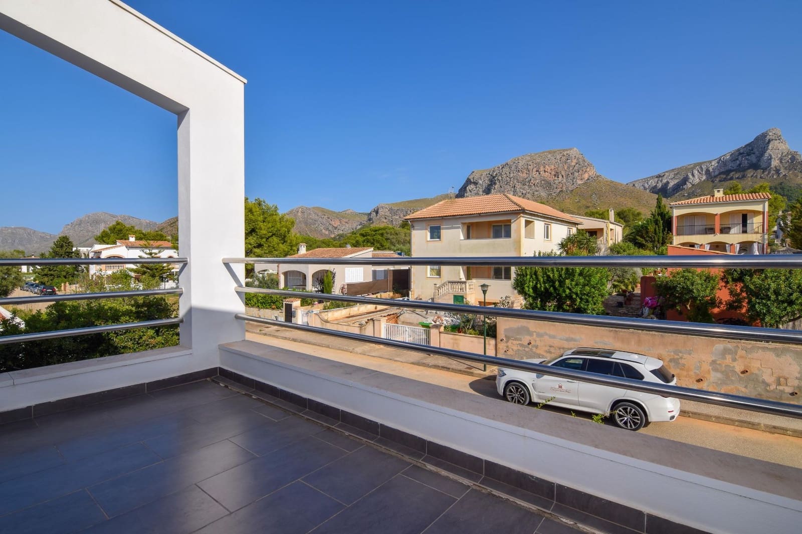 3 slaapkamer Halfvrijstaande villa te huur in Colonia de Sant Pere / Colonia de San Pedro met garage - € 1.800 (Ref: 8493374)