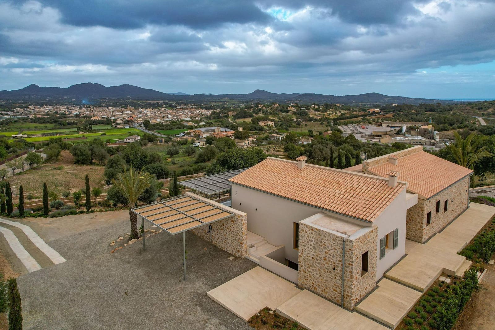 4 sypialnia Finka/Dom wiejski na sprzedaż w Sant Llorenc des Cardassar z basenem garażem - 2 690 000 € (Ref: 8541860)