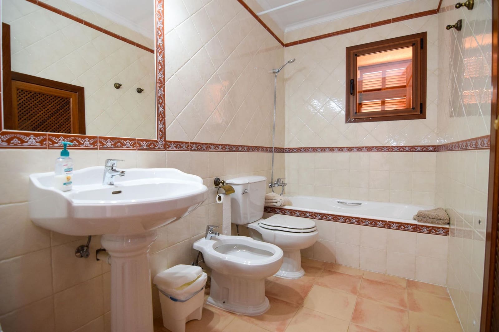 5 soverom Finca/Herregård til leie i Colonia de Sant Pere / Colonia de San Pedro med svømmebasseng garasje - € 4 500 (Ref: 8604574)