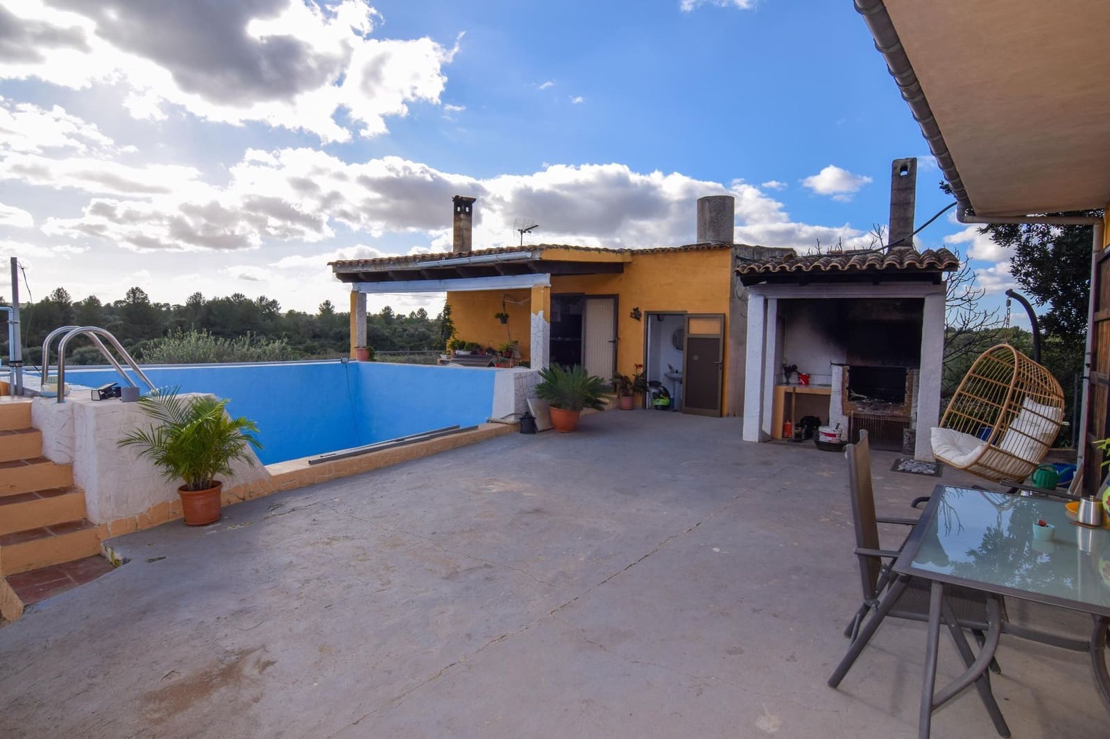 2 chambre Finca/Maison de Campagne à vendre à Santa Margalida avec piscine garage - 360 000 € (Ref: 8763393)
