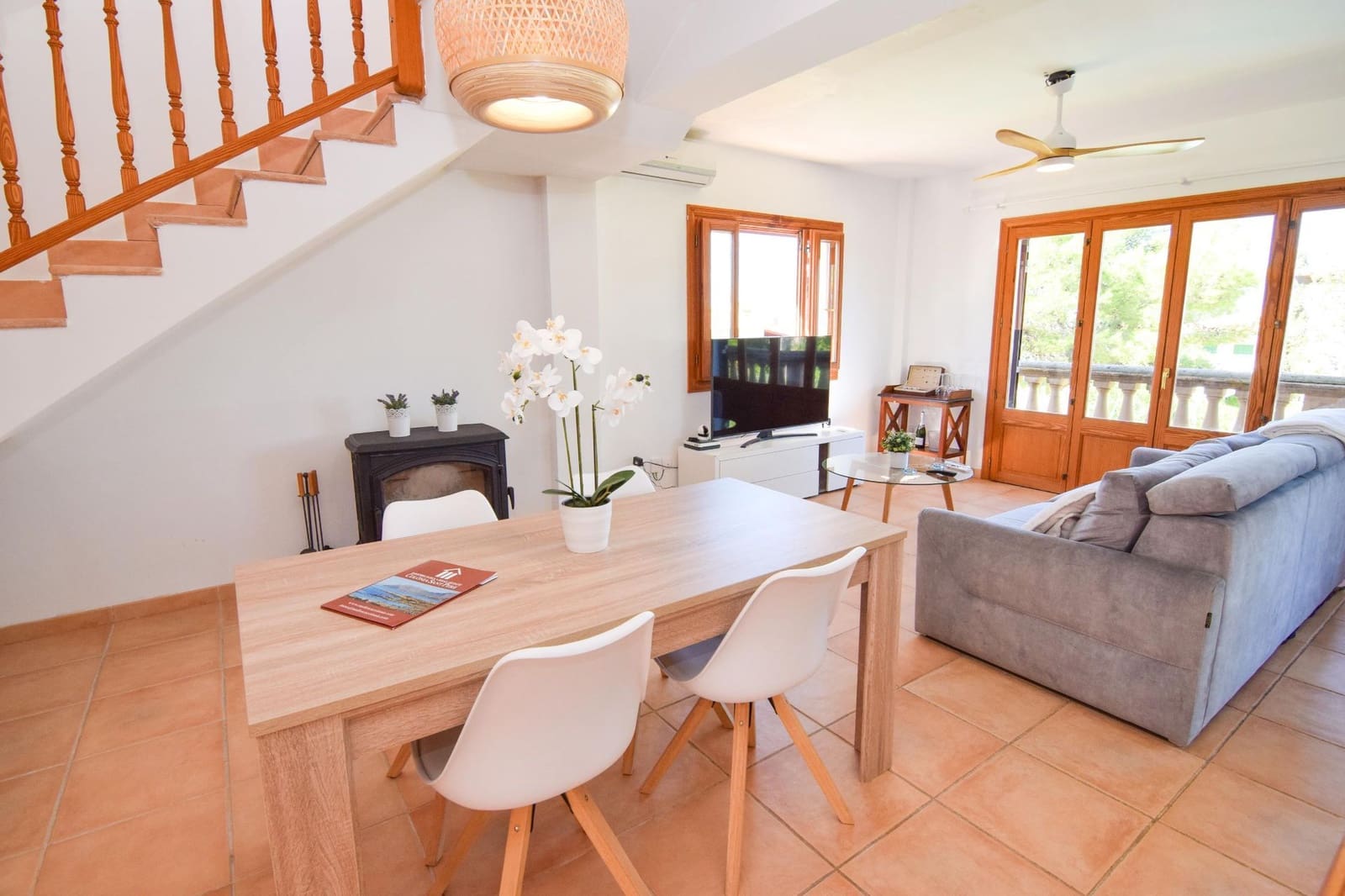 3 soverom Villa til leie i Colonia de Sant Pere / Colonia de San Pedro med svømmebasseng garasje - € 2 750 (Ref: 9308208)