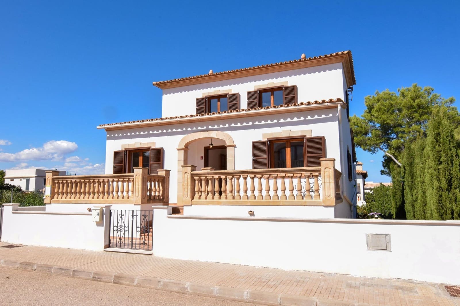 3 soverom Villa til leie i Colonia de Sant Pere / Colonia de San Pedro med svømmebasseng garasje - € 2 750 (Ref: 9308208)