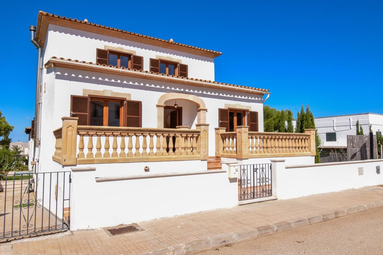 3 soverom Villa til leie i Colonia de Sant Pere / Colonia de San Pedro med svømmebasseng garasje - € 2 750 (Ref: 9308208)