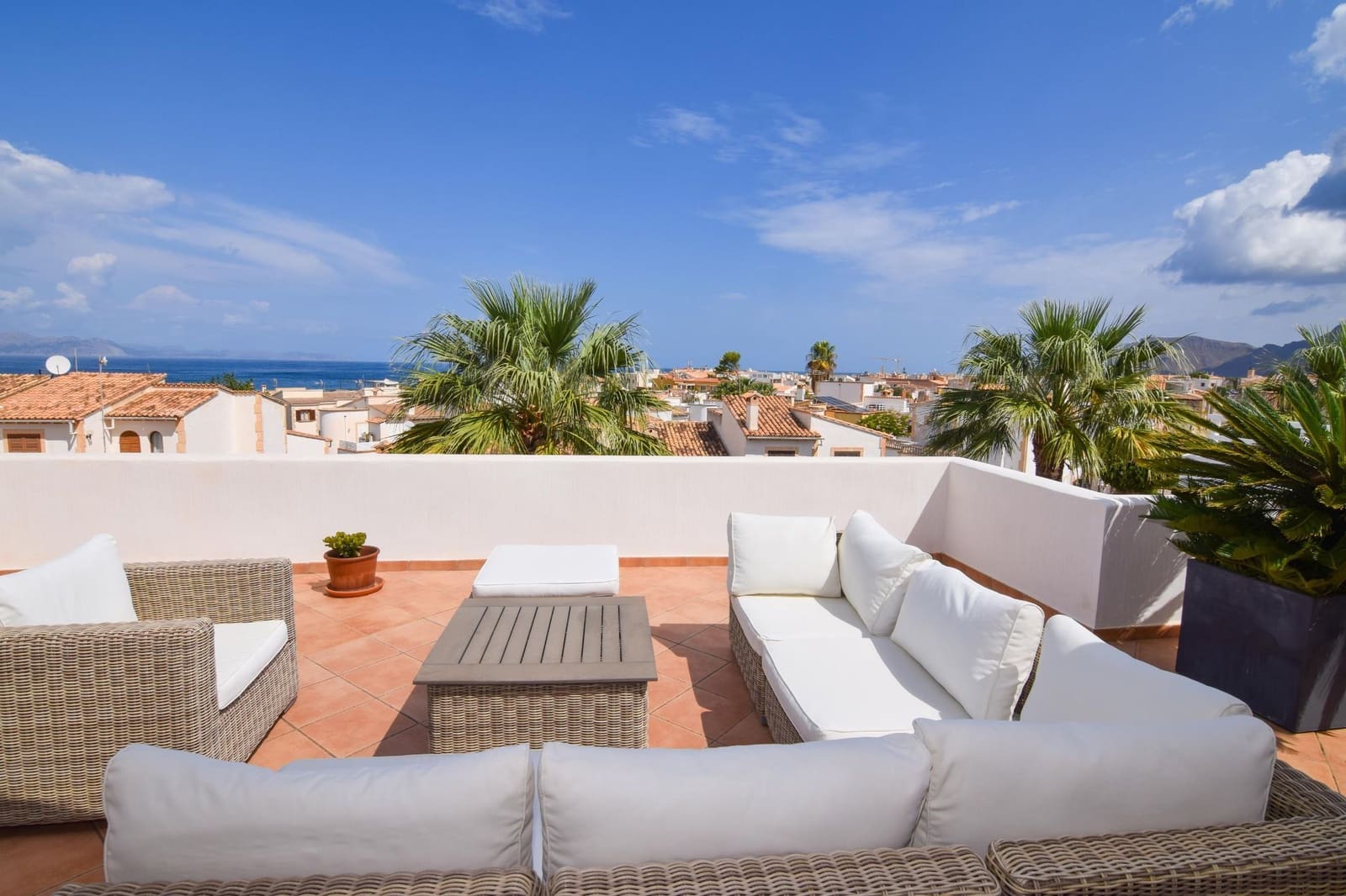 4 soveværelse Lejlighed til leje i Colonia de Sant Pere / Colonia de San Pedro - € 1.770 (Ref: 9390091)