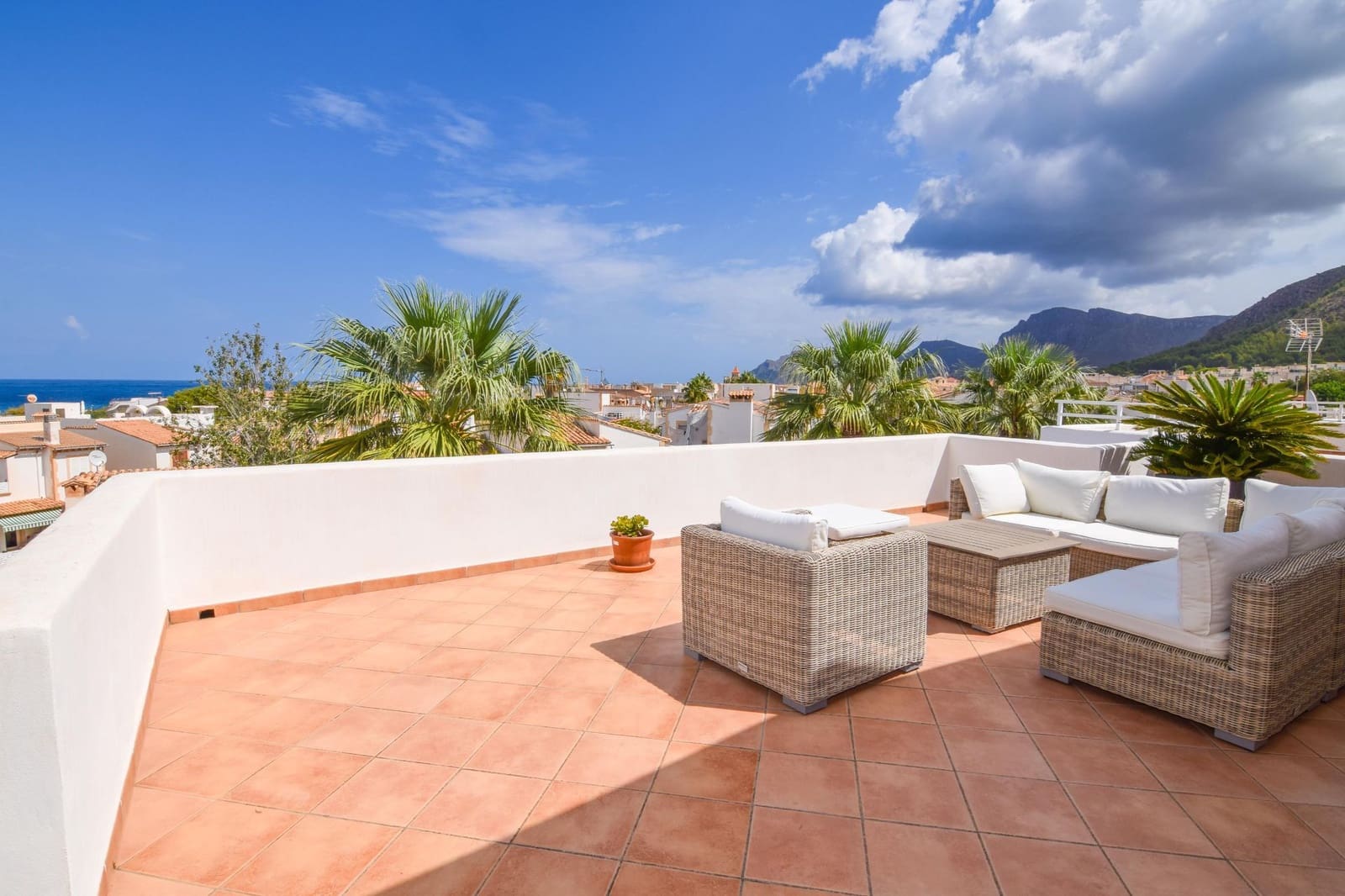 4 soveværelse Lejlighed til leje i Colonia de Sant Pere / Colonia de San Pedro - € 1.770 (Ref: 9390091)