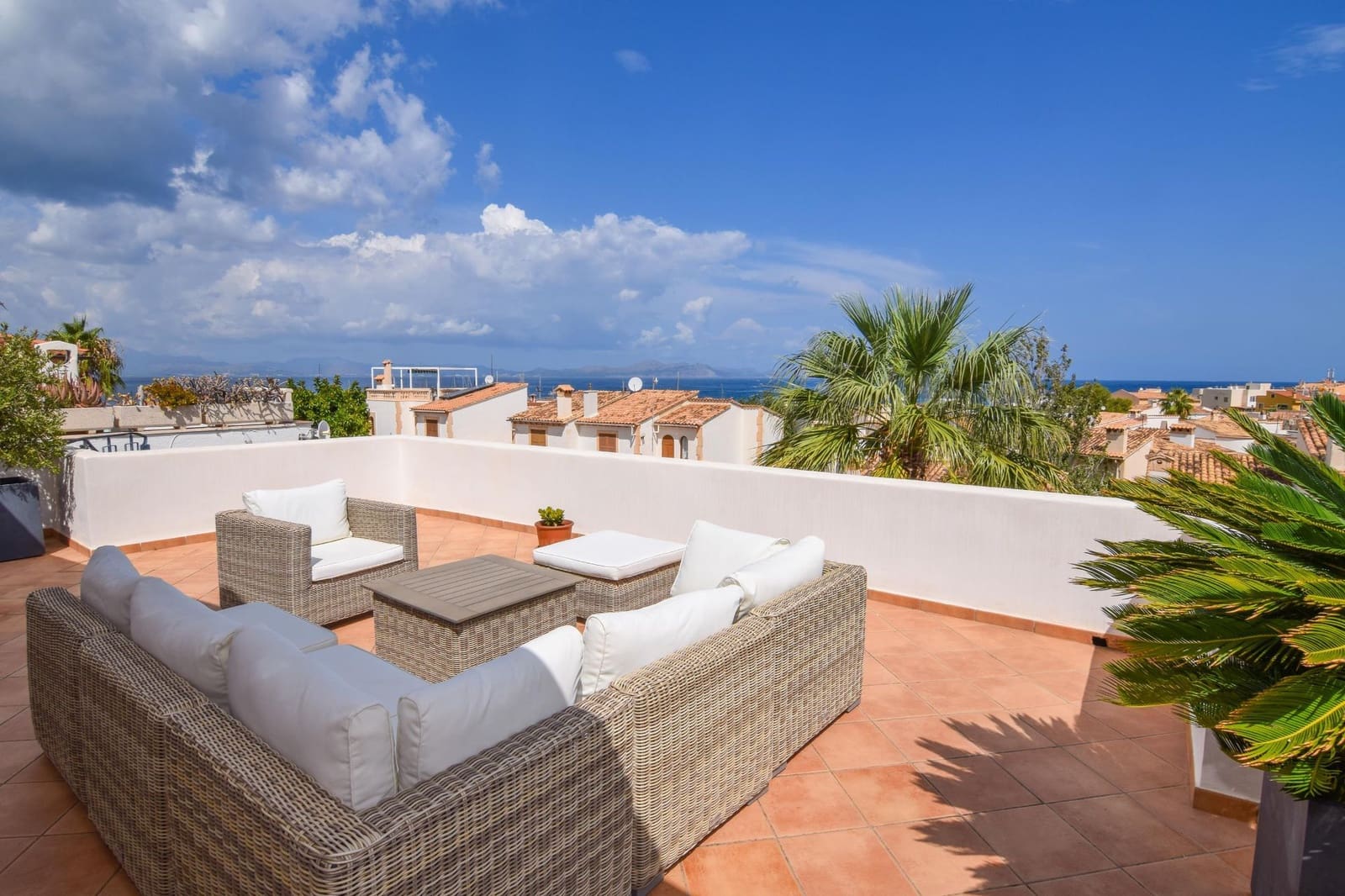 4 soveværelse Lejlighed til leje i Colonia de Sant Pere / Colonia de San Pedro - € 1.770 (Ref: 9390091)