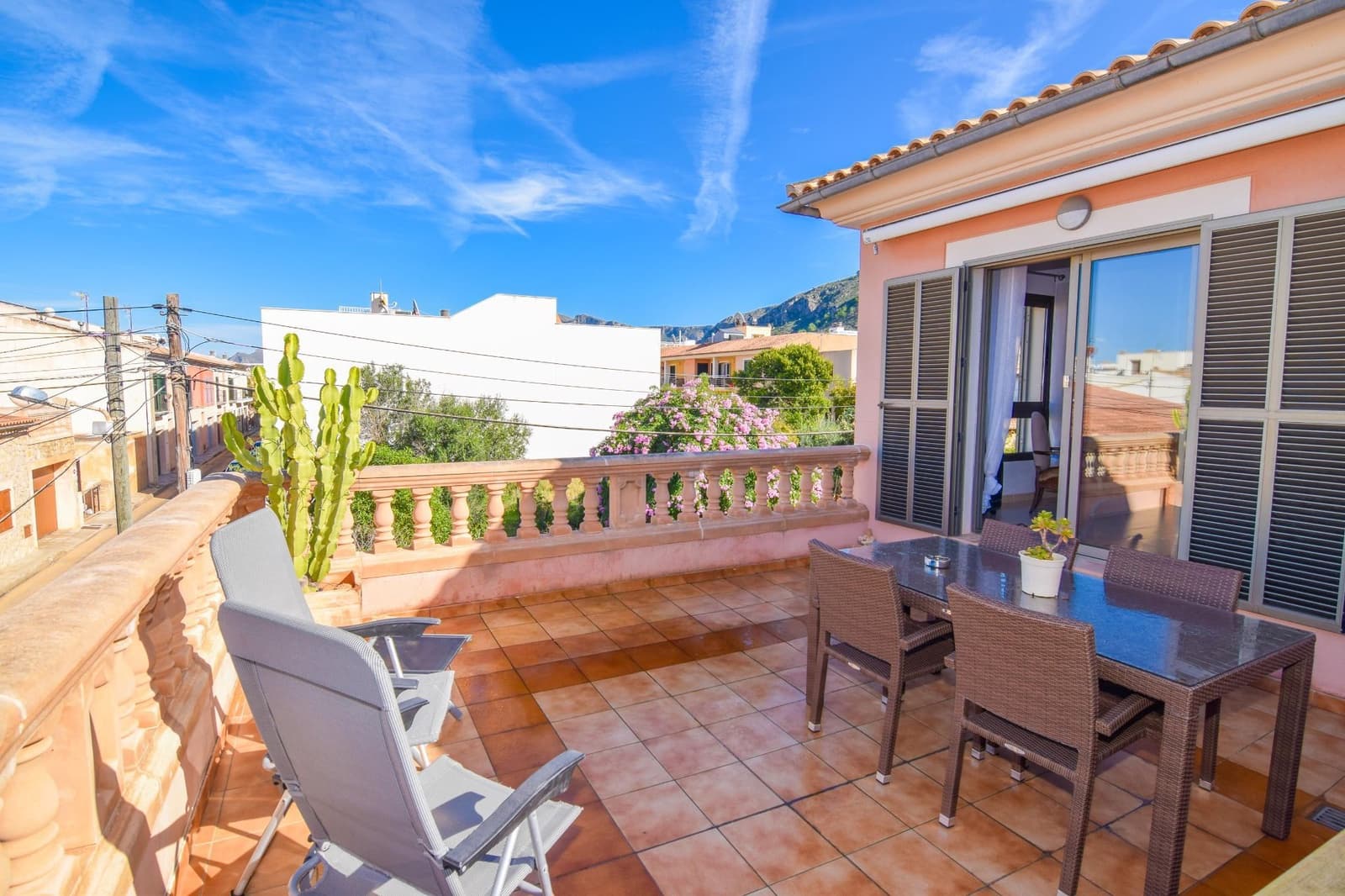 2 bedroom Flat for rent in Colonia de Sant Pere / Colonia de San Pedro with garage - € 1,500 (Ref: 9400350)