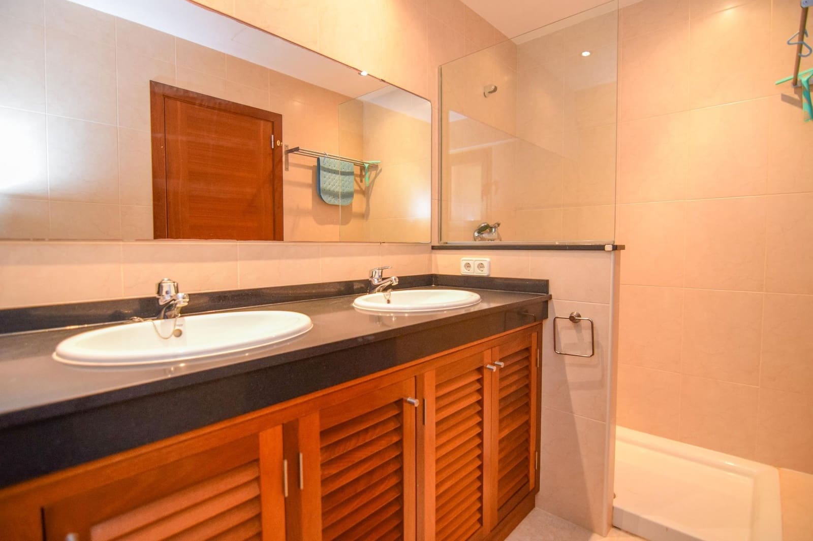 2 bedroom Flat for rent in Colonia de Sant Pere / Colonia de San Pedro with garage - € 1,500 (Ref: 9400350)