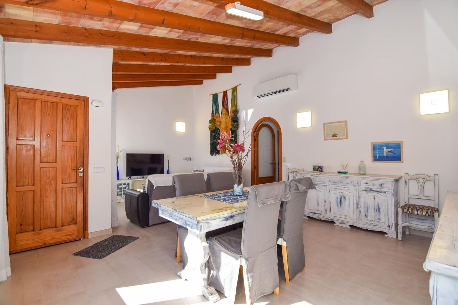 4 soveværelse Villa til leje i Colonia de Sant Pere / Colonia de San Pedro med swimmingpool - € 2.300 (Ref: 9413573)