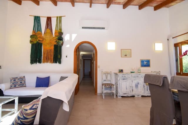 4 soveværelse Villa til leje i Colonia de Sant Pere / Colonia de San Pedro, Artà med swimmingpool - € 2.300 (Ref: 9413573)