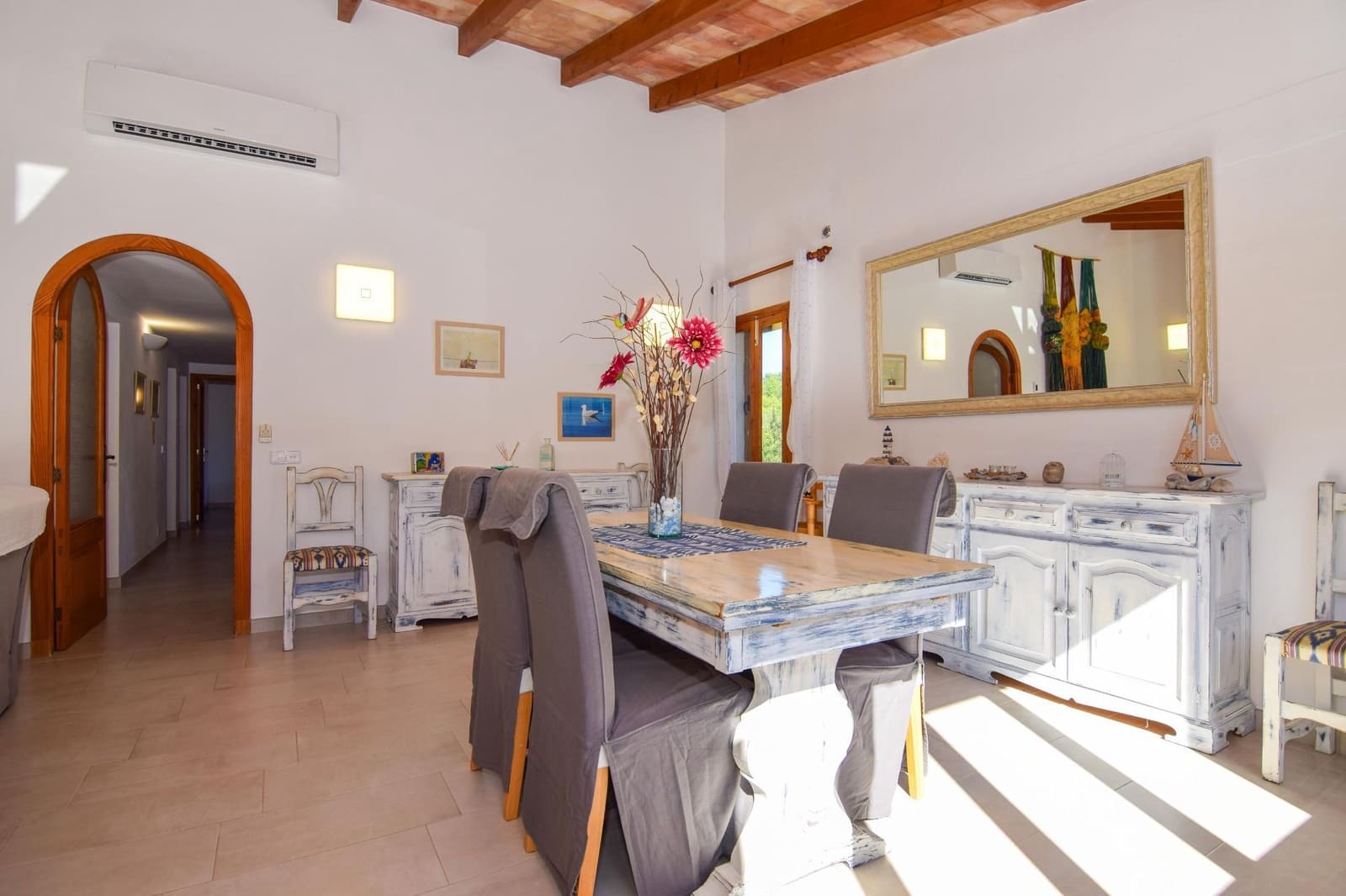 4 soveværelse Villa til leje i Colonia de Sant Pere / Colonia de San Pedro med swimmingpool - € 2.300 (Ref: 9413573)