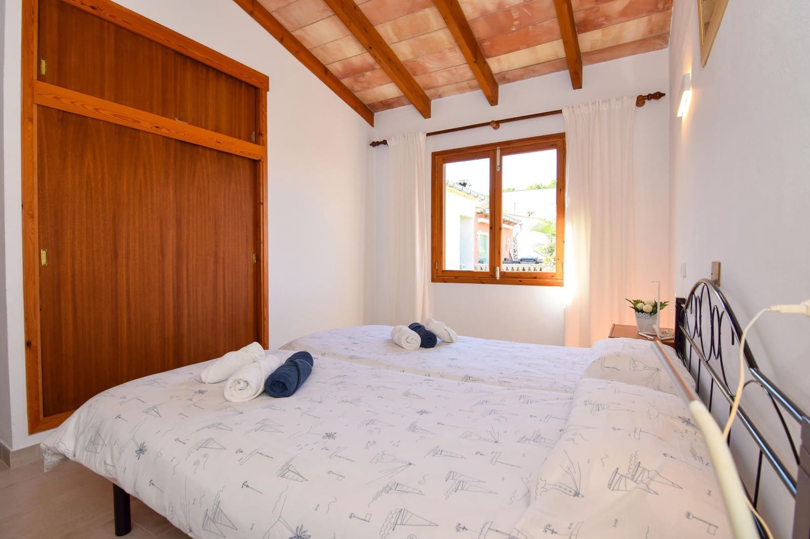 4 soveværelse Villa til leje i Colonia de Sant Pere / Colonia de San Pedro med swimmingpool - € 2.300 (Ref: 9413573)