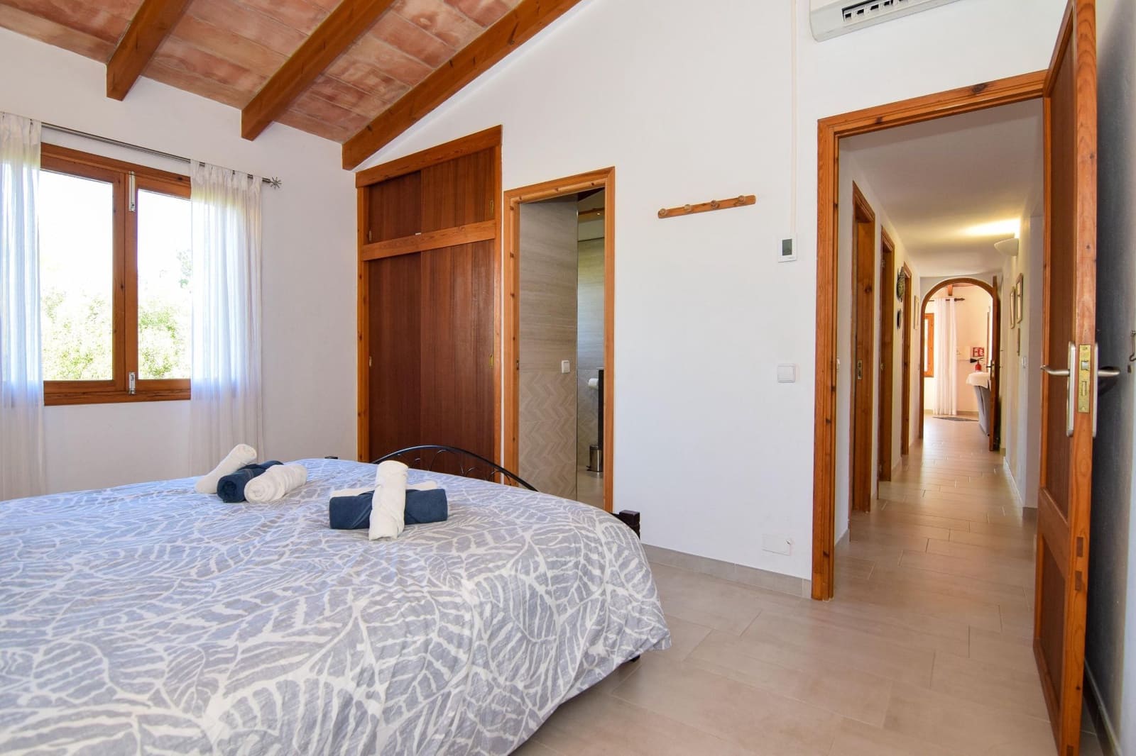 4 soveværelse Villa til leje i Colonia de Sant Pere / Colonia de San Pedro med swimmingpool - € 2.300 (Ref: 9413573)