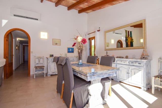 4 soveværelse Villa til leje i Colonia de Sant Pere / Colonia de San Pedro, Artà med swimmingpool - € 2.300 (Ref: 9413573)