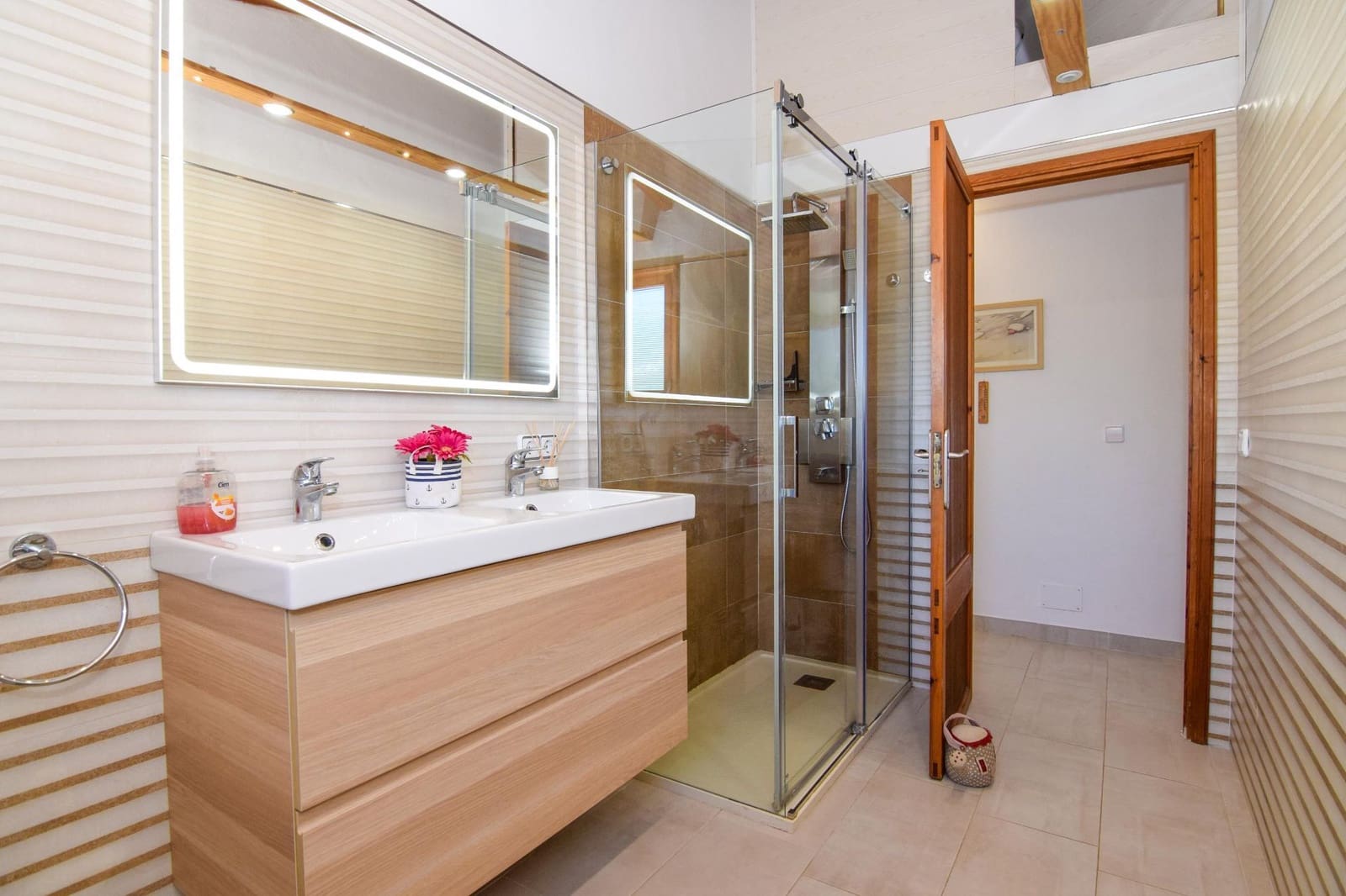 4 soveværelse Villa til leje i Colonia de Sant Pere / Colonia de San Pedro med swimmingpool - € 2.300 (Ref: 9413573)