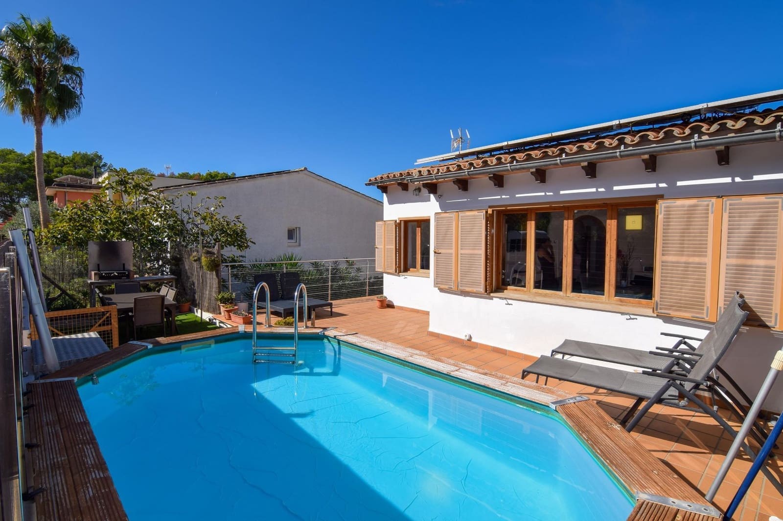 4 soveværelse Villa til leje i Colonia de Sant Pere / Colonia de San Pedro med swimmingpool - € 2.300 (Ref: 9413573)