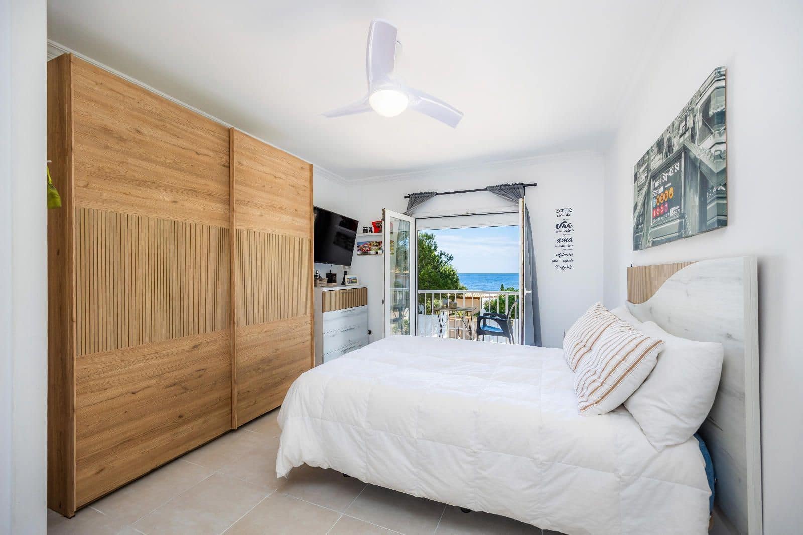 3 soverom Kjedet enebolig til salgs i Cala Ratjada med svømmebasseng - € 690 000 (Ref: 9480918)