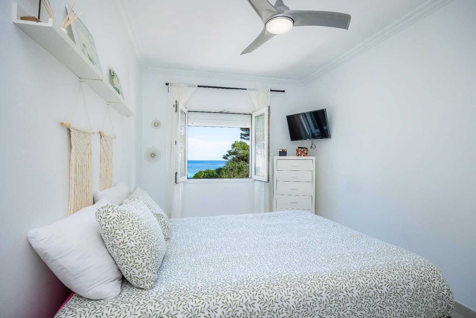 3 soverom Kjedet enebolig til salgs i Cala Ratjada med svømmebasseng - € 690 000 (Ref: 9480918)