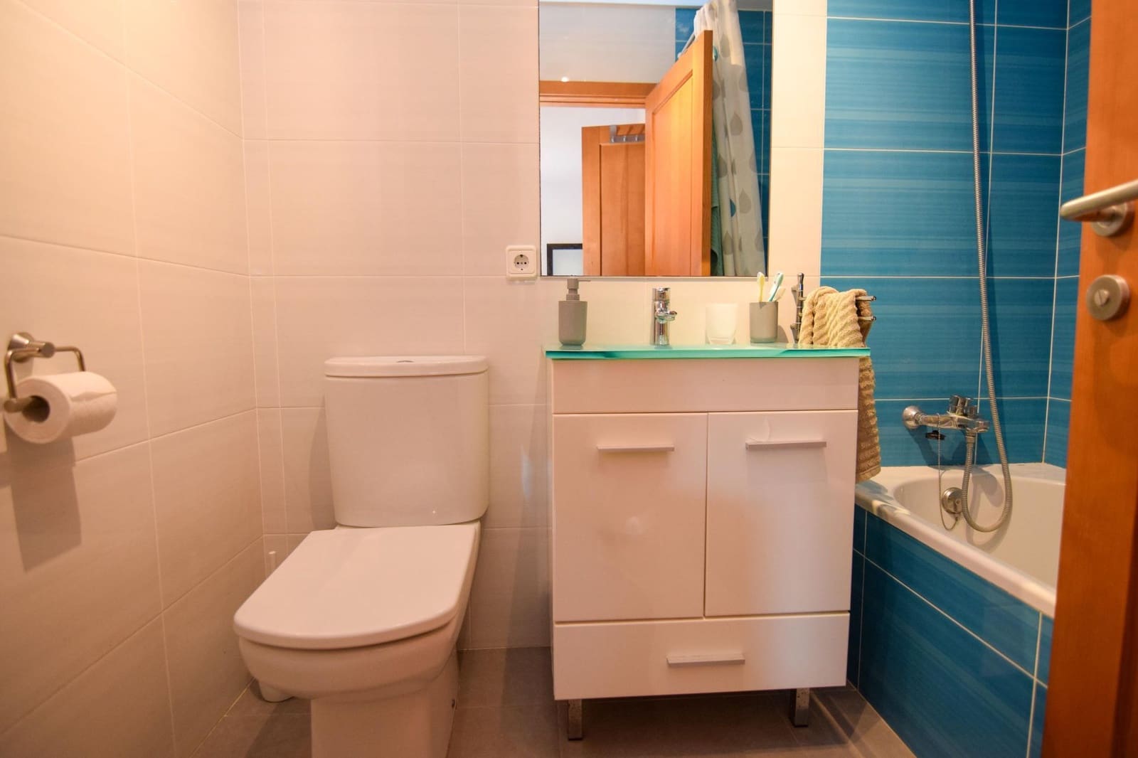 Casa de 2 habitaciones en Colonia de Sant Pere / Colonia de San Pedro en alquiler - 1.300 € (Ref: 9485134)