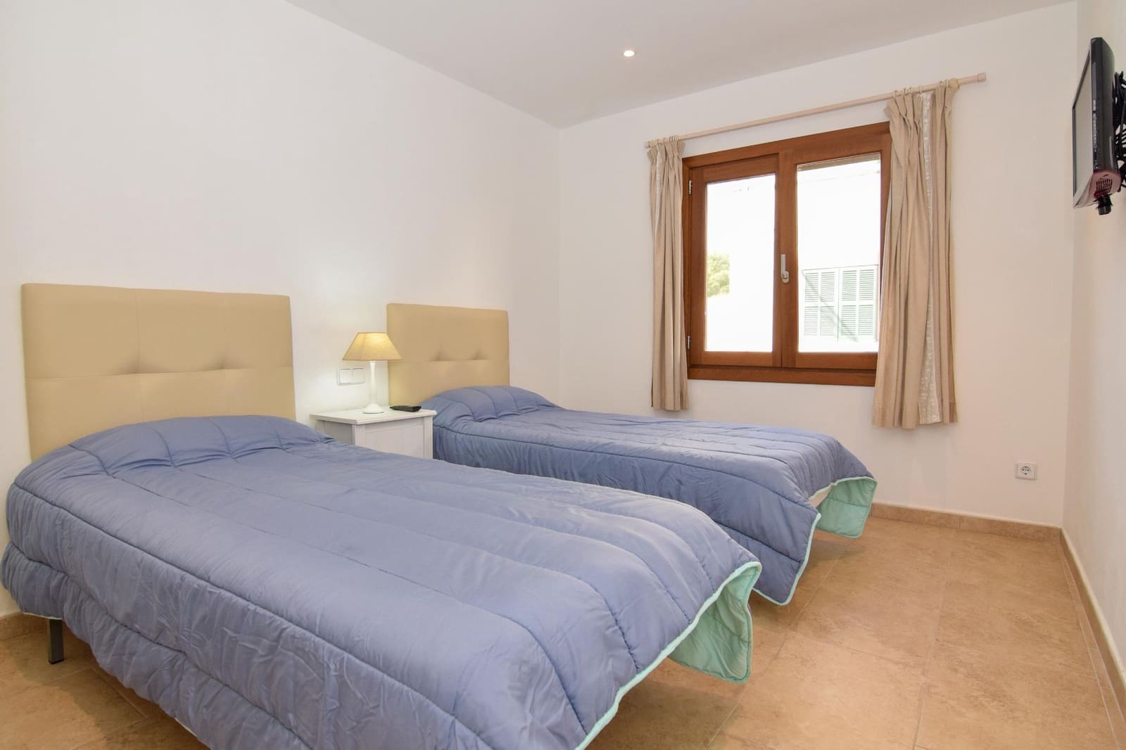 2 slaapkamer Appartement te huur in Cala Ratjada met garage - € 1.400 (Ref: 9488165)