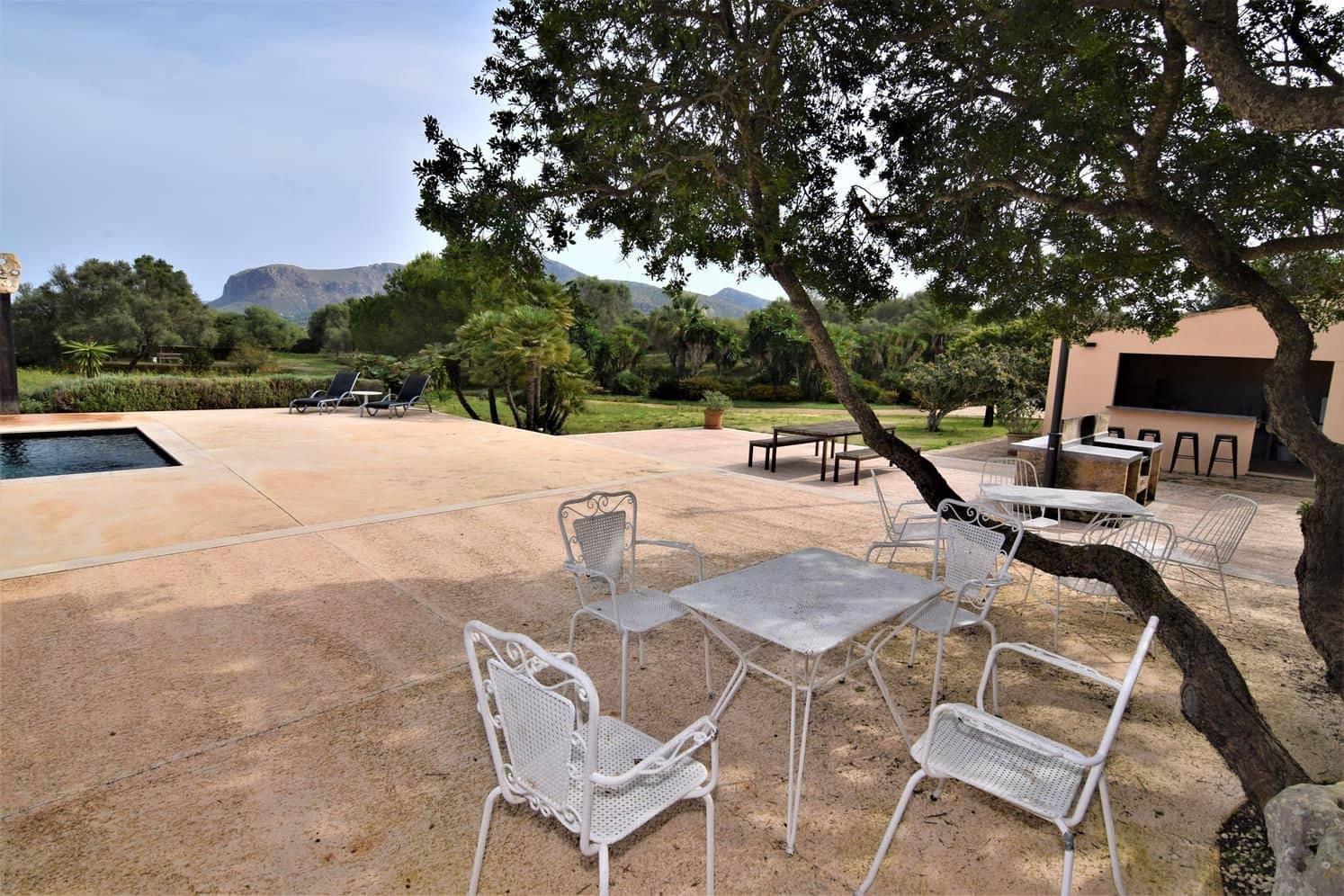 6 soveværelse Finca/Landehus til leje i Arta med swimmingpool garage - € 8.000 (Ref: 9499630)