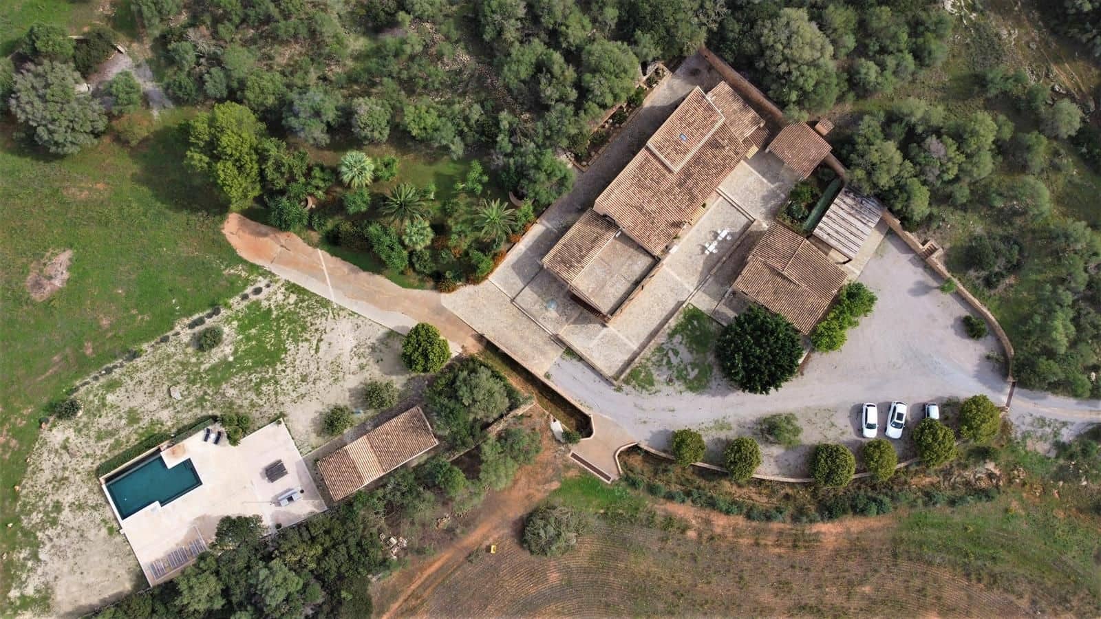 6 soveværelse Finca/Landehus til leje i Arta med swimmingpool garage - € 8.000 (Ref: 9499630)