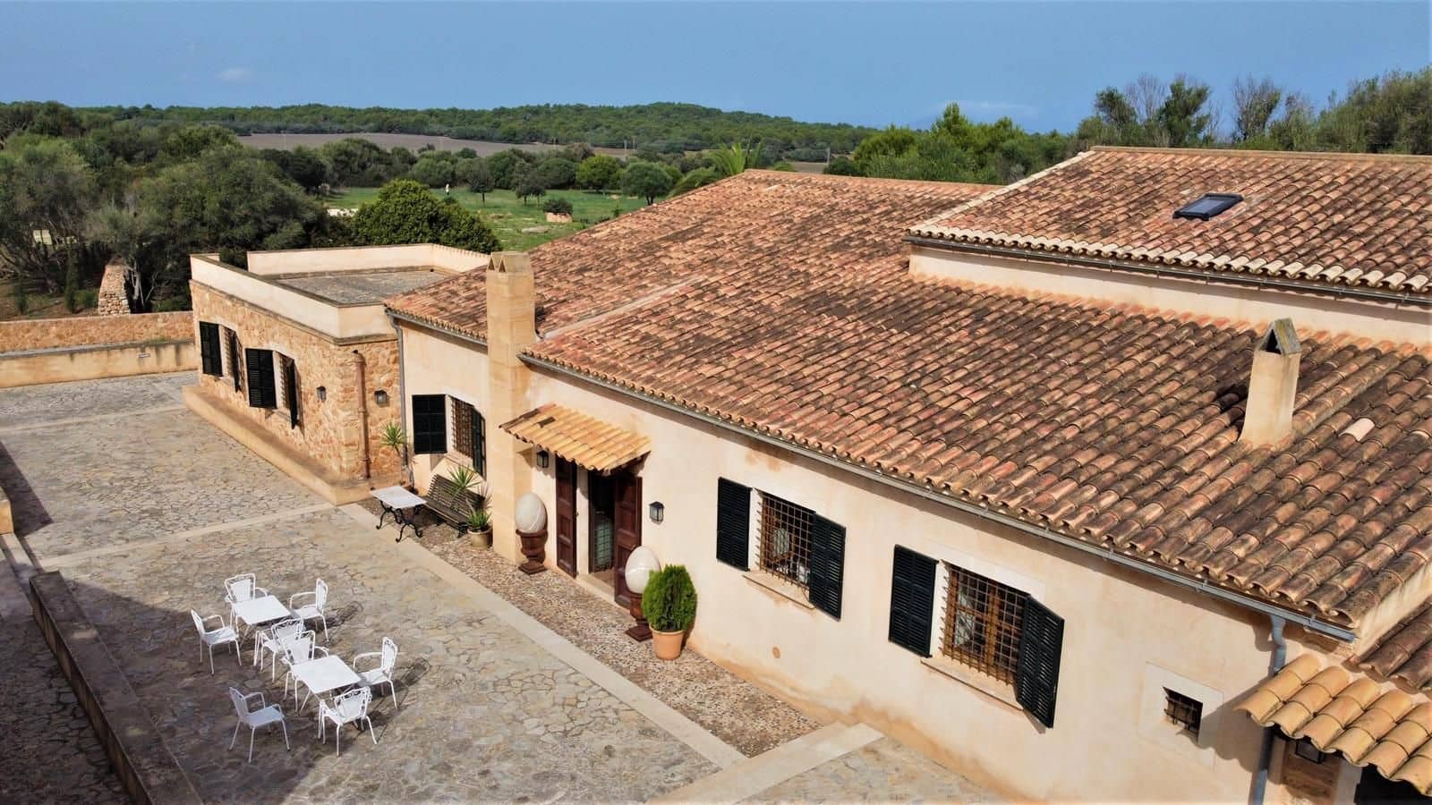 6 soveværelse Finca/Landehus til leje i Arta med swimmingpool garage - € 8.000 (Ref: 9499630)