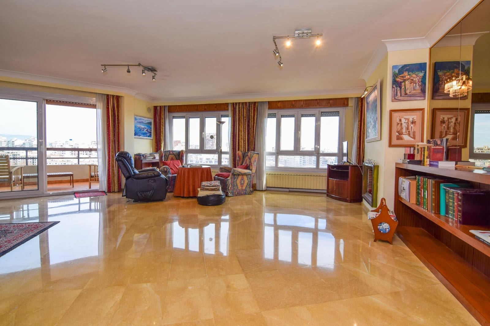 5 soveværelse Penthouse til salg i Palma de Mallorca med garage - € 1.530.000 (Ref: 9540738)