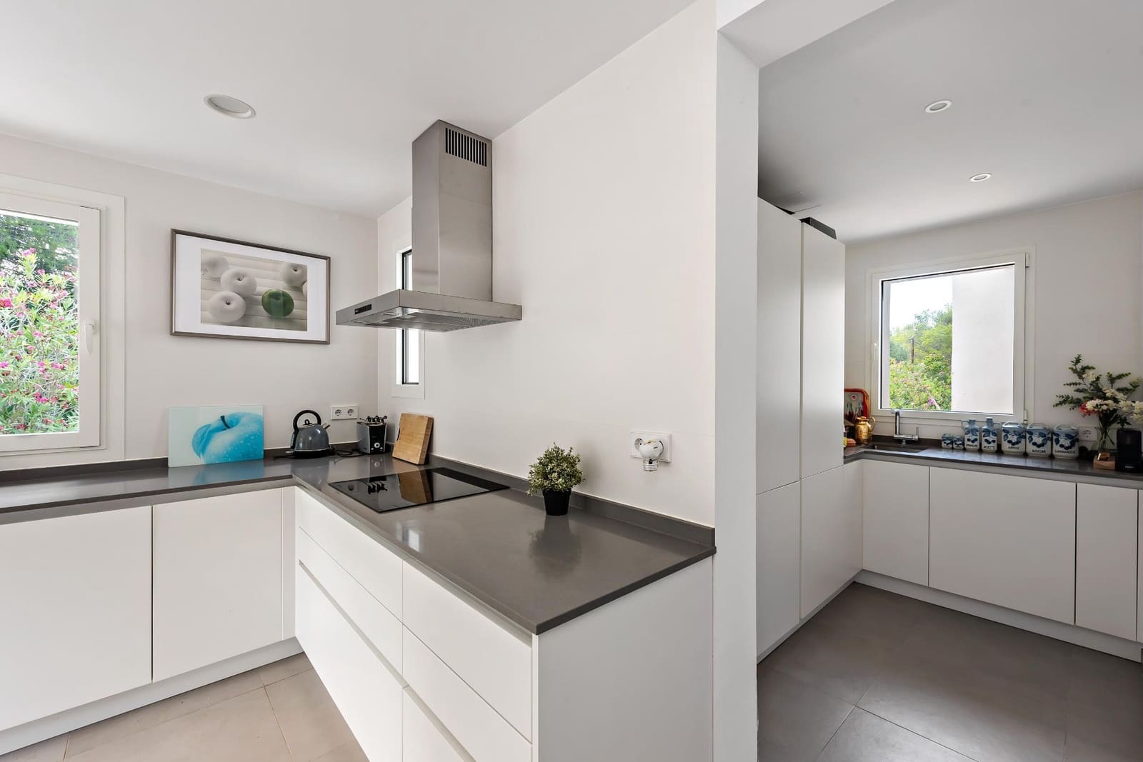 4 bedroom Villa for sale in Colonia de Sant Pere / Colonia de San Pedro with pool garage - € 2,900,000 (Ref: 9689984)