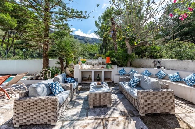 Chalet de 4 habitaciones en Colonia de Sant Pere / Colonia de San Pedro, Artà en venta con piscina garaje - 2.900.000 € (Ref: 9689984)