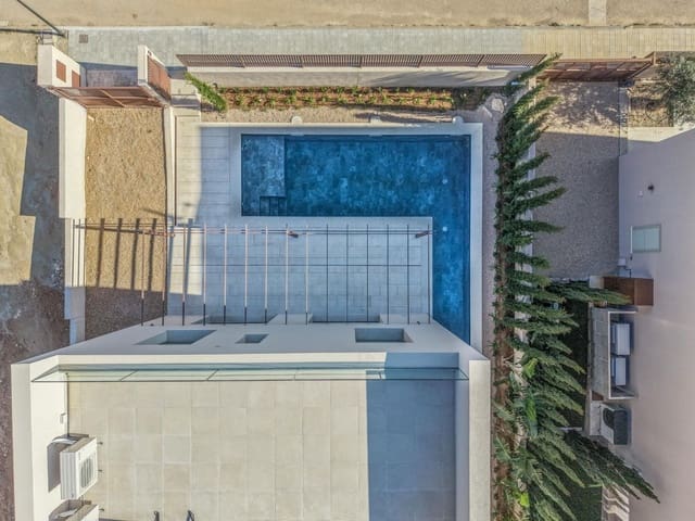 4 soveværelse Villa til salg i Colonia de Sant Pere / Colonia de San Pedro, Artà med swimmingpool garage - € 2.300.000 (Ref: 9694652)