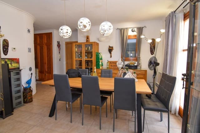 3 sovrum Lägenhet att hyra i Artà med garage - 1 300 € (Ref: 9790211)