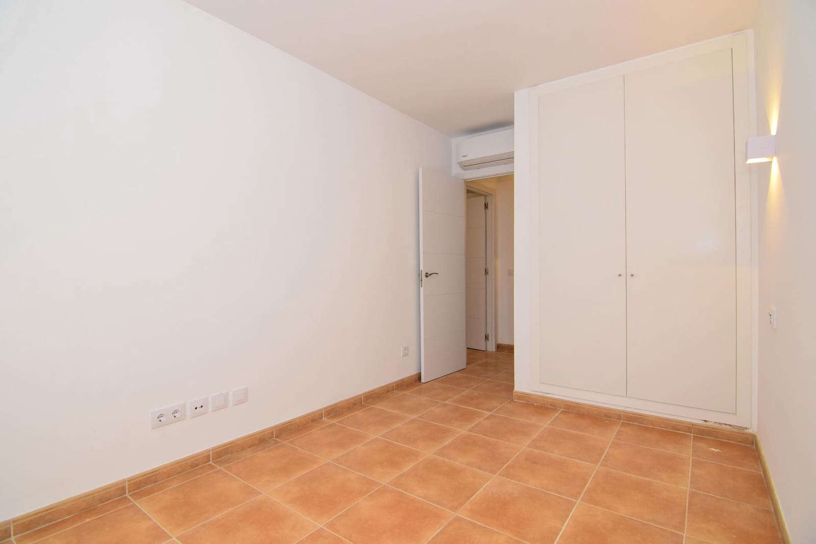 2 sovrum Lägenhet att hyra i Arta med garage - 1 350 € (Ref: 9790212)