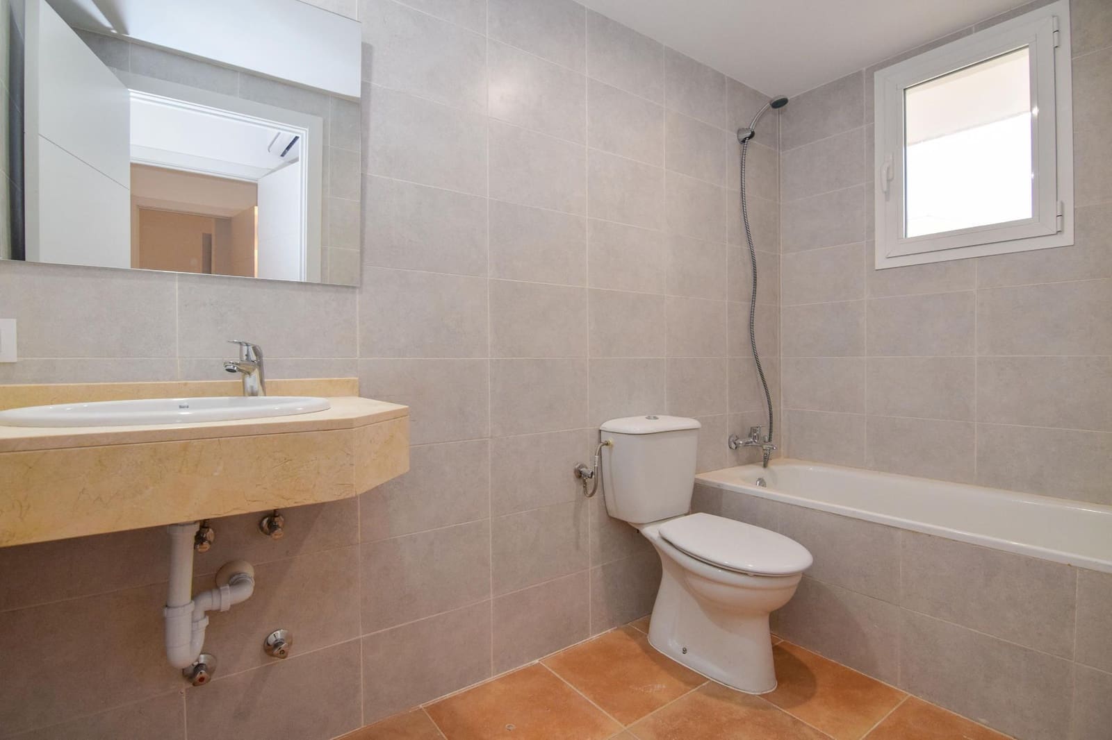 2 sovrum Lägenhet att hyra i Arta med garage - 1 350 € (Ref: 9790212)