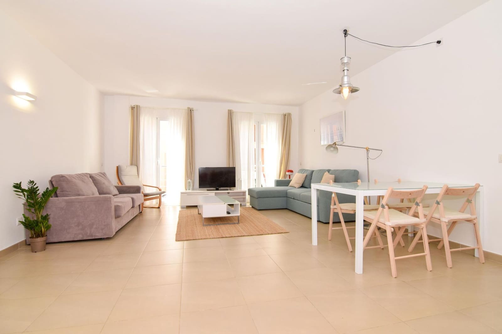 2 bedroom Flat for rent in Colonia de Sant Pere / Colonia de San Pedro with pool garage - € 1,100 (Ref: 9986334)