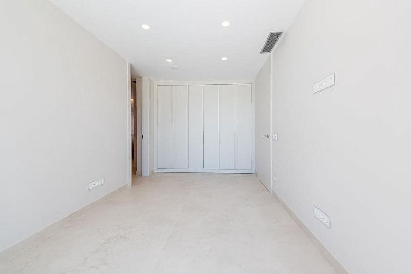 4 soveværelse Byhus til salg i Benidorm med swimmingpool garage - € 1.550.000 (Ref: 5792009)