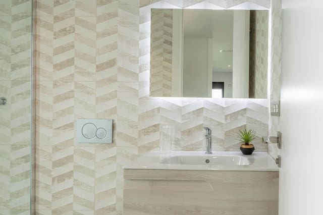 Chalet de 3 habitaciones en Benidorm en venta con piscina garaje - 589.000 € (Ref: 5965558)