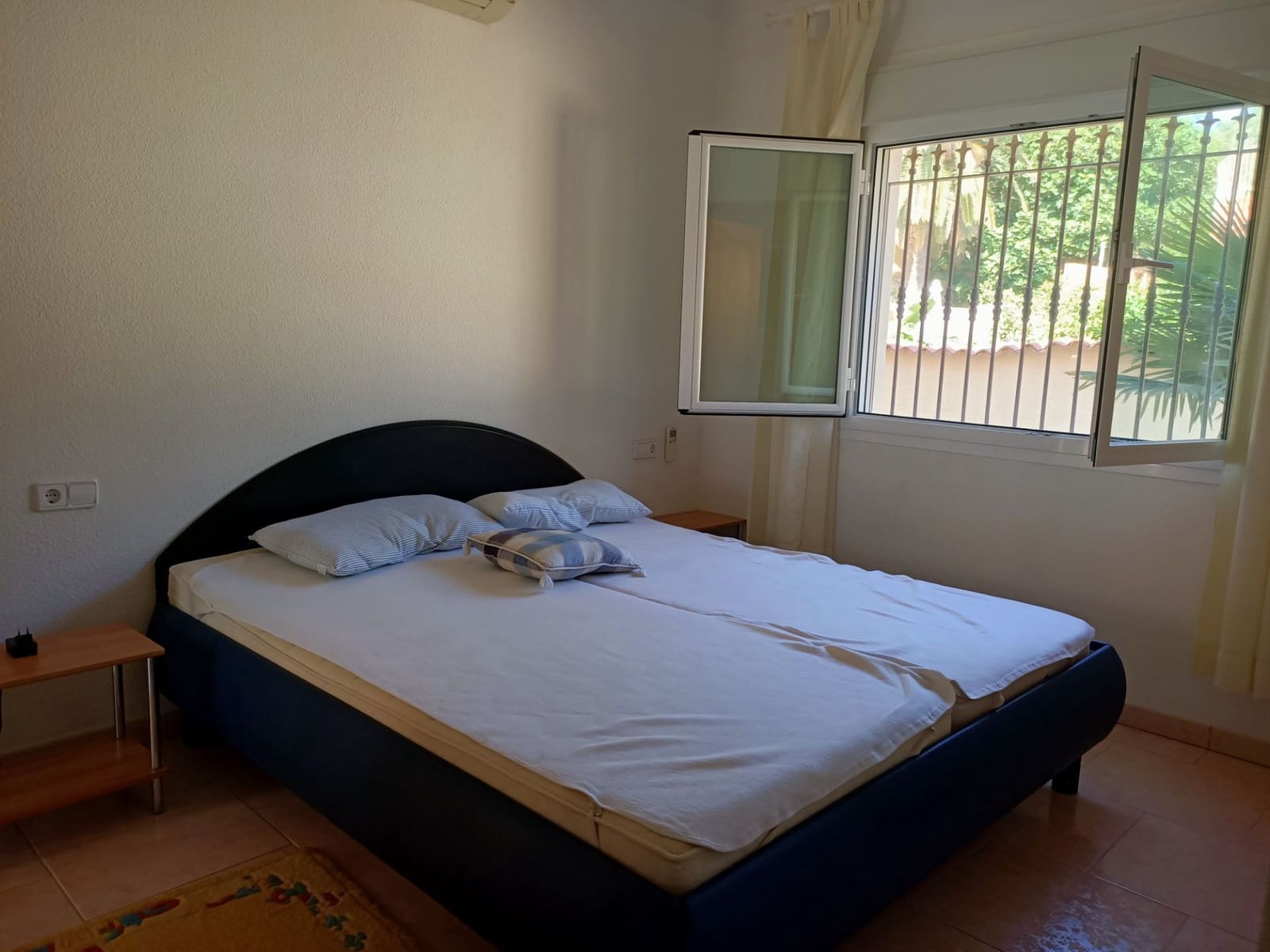 5 makuuhuone Huvila myytävänä paikassa Calpe / Calp mukana uima-altaan 
autotalli - 749 000 € (Ref: 6243463)