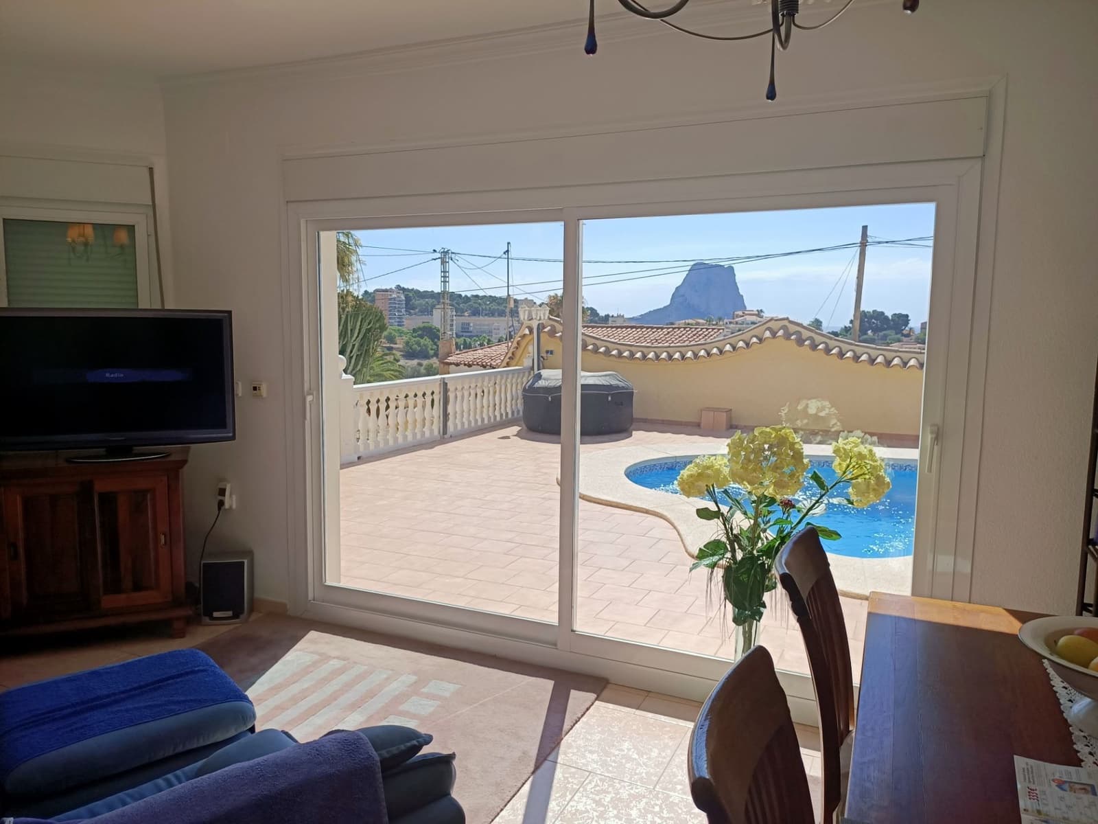 5 makuuhuone Huvila myytävänä paikassa Calpe / Calp mukana uima-altaan 
autotalli - 749 000 € (Ref: 6243463)